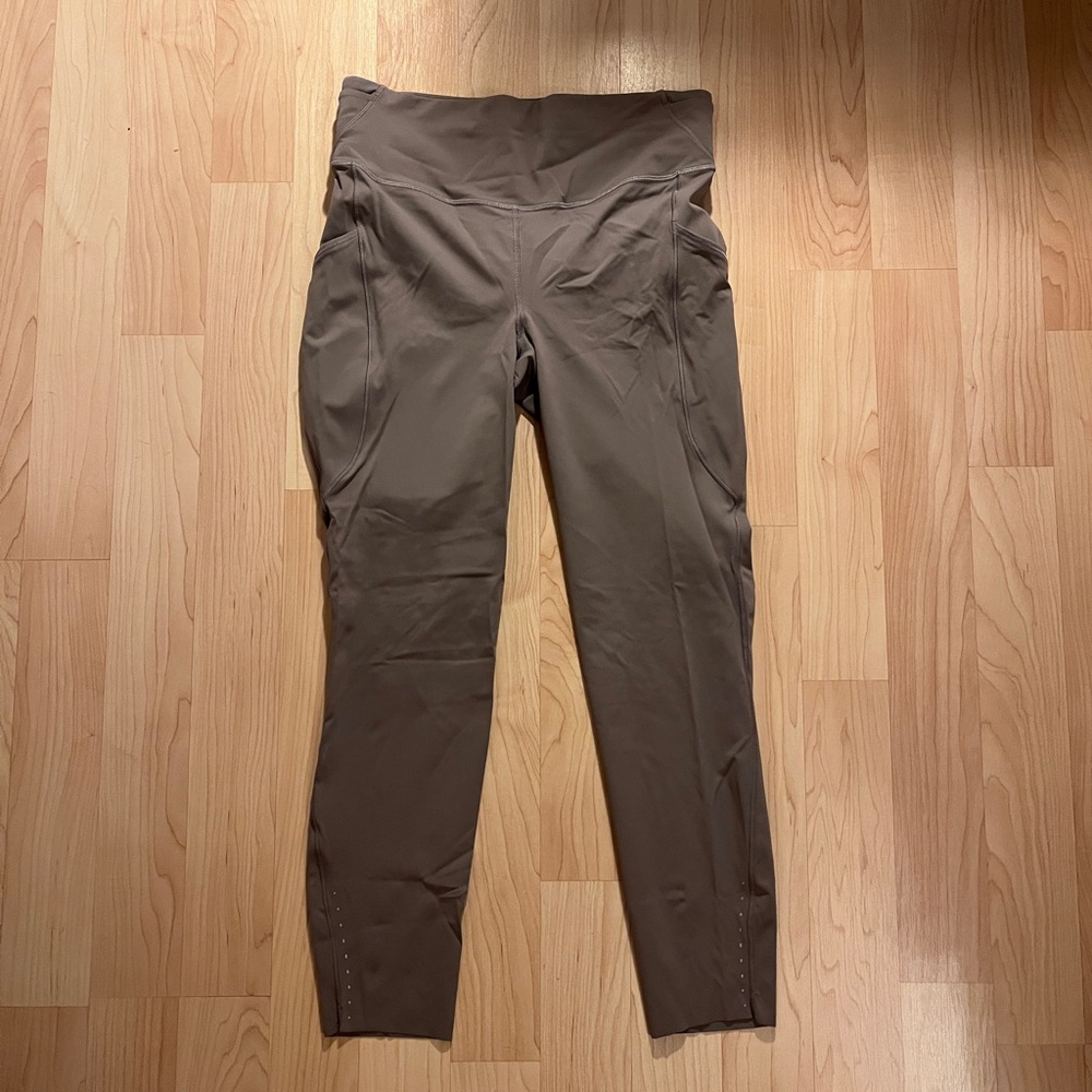NWOT Lululemon Fast and Free Tight 25”